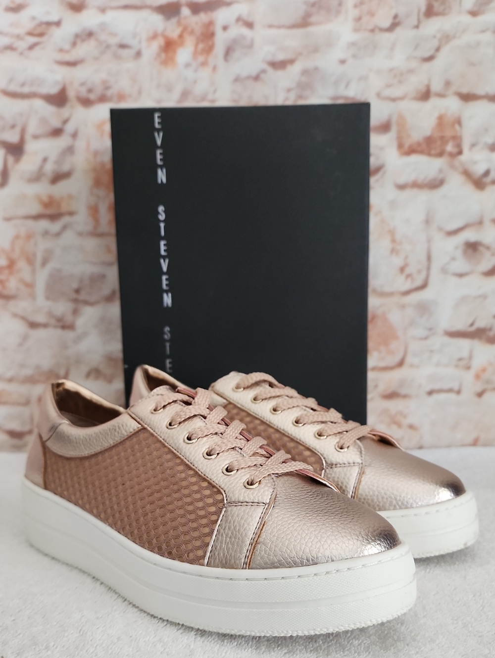 New Steven by Steve Madden Nyssa Sneakers